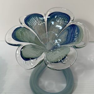 Blue green Lavorazion  Murano glass spiral stem 5.5 inches tall